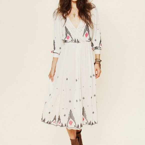 Free People Dresses & Skirts - FP new romantics white splendor in the grass dress
